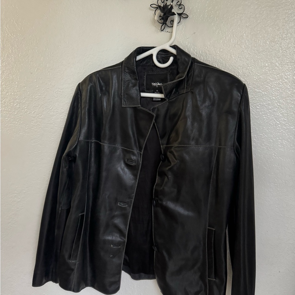 Wilson Women's Classic Black Leather Jacket